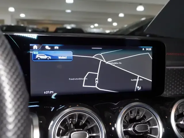 Mercedes-Benz EQB 350