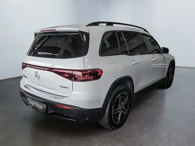 Mercedes-Benz EQB 350