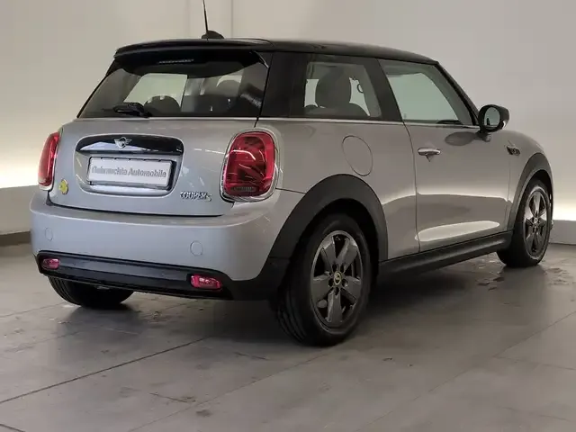 MINI Cooper SE