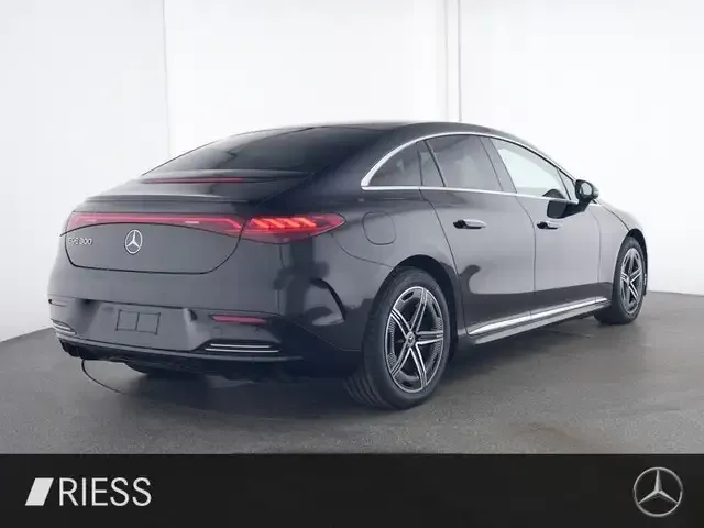 Mercedes-Benz EQE 300