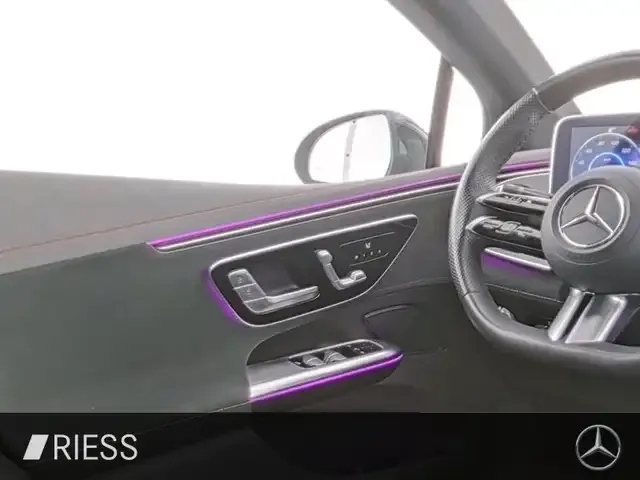 Mercedes-Benz EQE 300