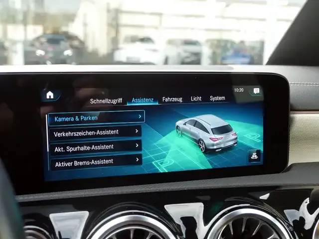 Mercedes-Benz CLA 180