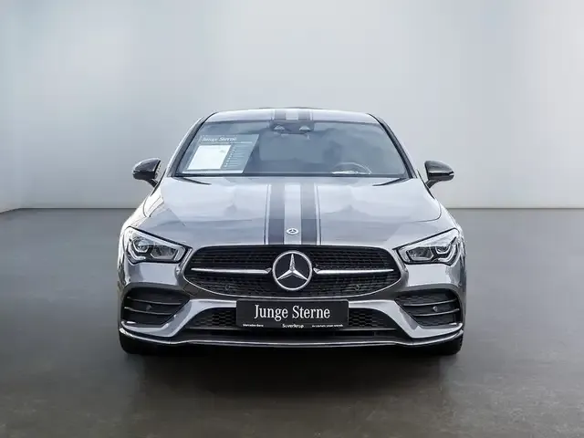Mercedes-Benz CLA 180