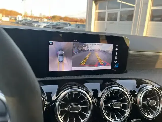 Mercedes-Benz A 35 AMG