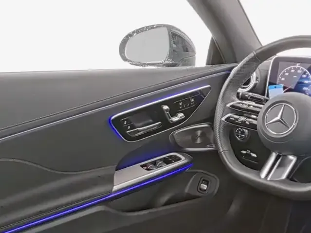 Mercedes-Benz CLE 200