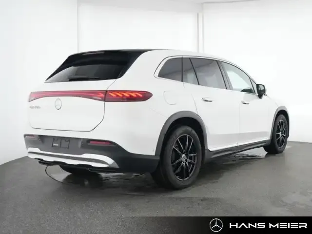 Mercedes-Benz EQS SUV