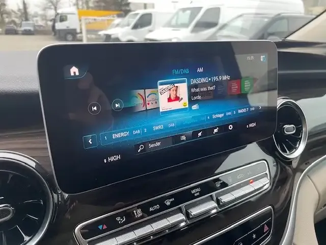 Mercedes-Benz Marco Polo