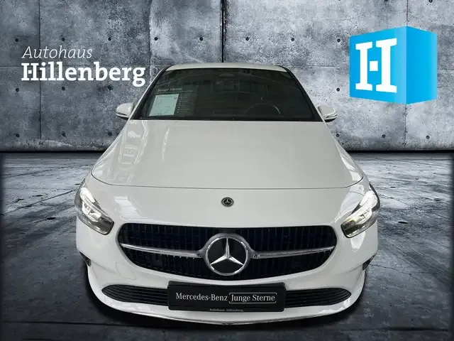 Mercedes-Benz B 200