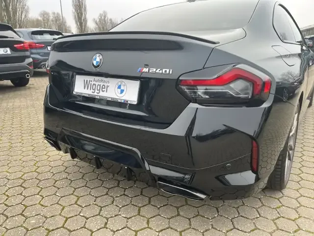 BMW 240