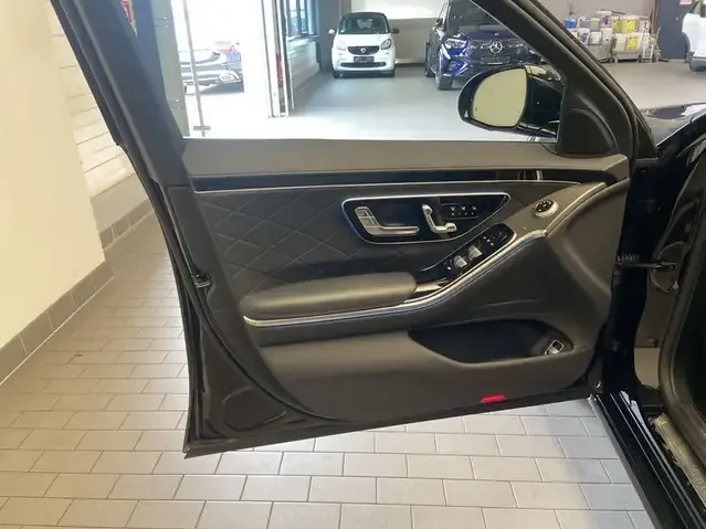 Mercedes-Benz S 400