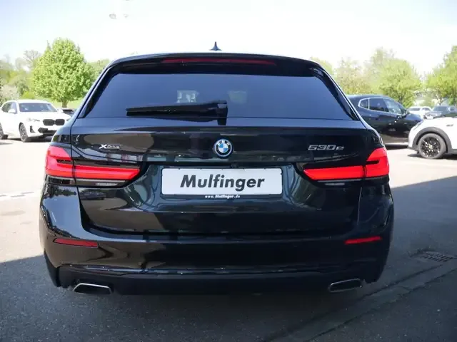 BMW 530