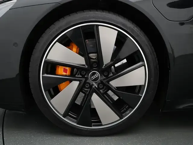 Audi RS e-tron GT