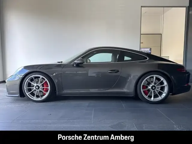 Porsche 991