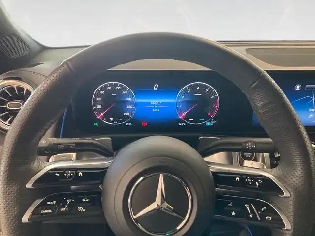 Mercedes-Benz GLB 250