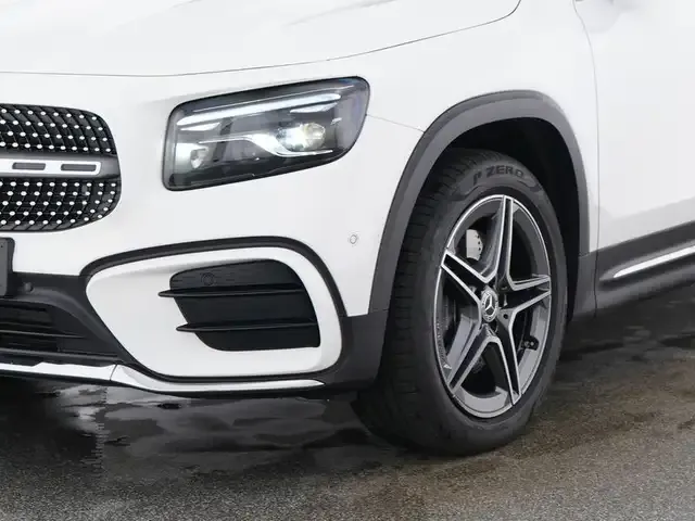 Mercedes-Benz GLB 250