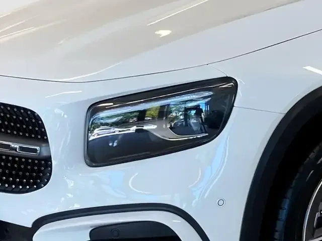 Mercedes-Benz GLB 250