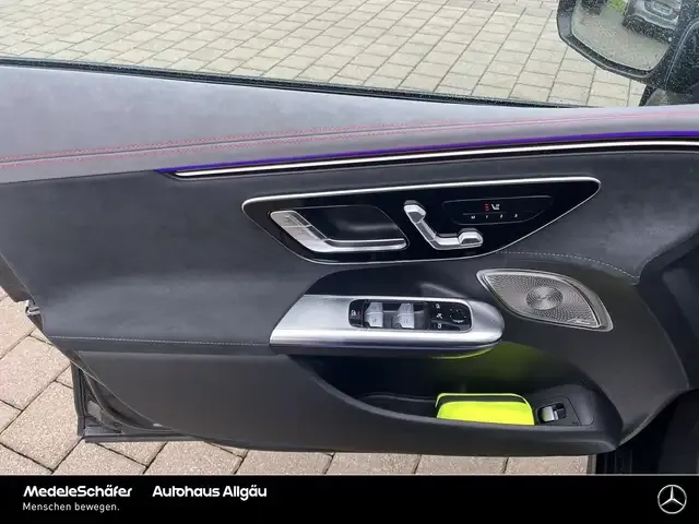 Mercedes-Benz EQE 350