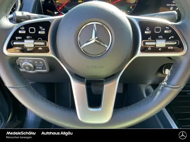 Mercedes-Benz GLB 250