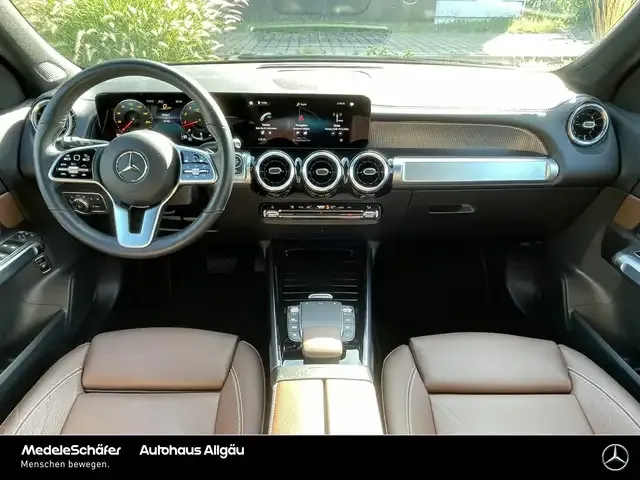 Mercedes-Benz GLB 250