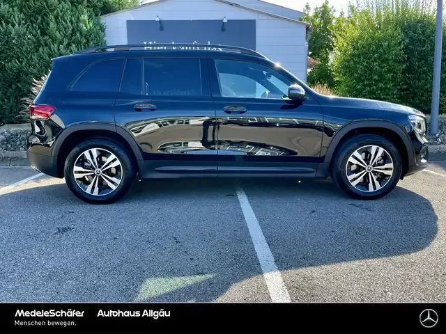 Mercedes-Benz GLB 250