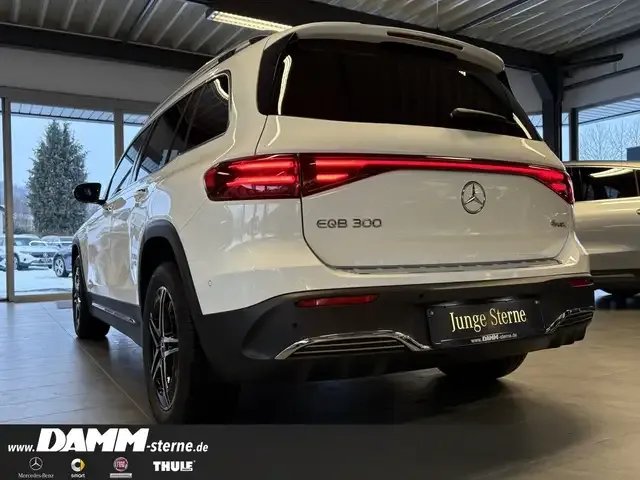Mercedes-Benz EQB 300