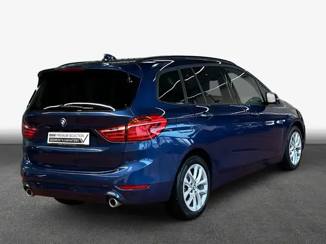 BMW 220