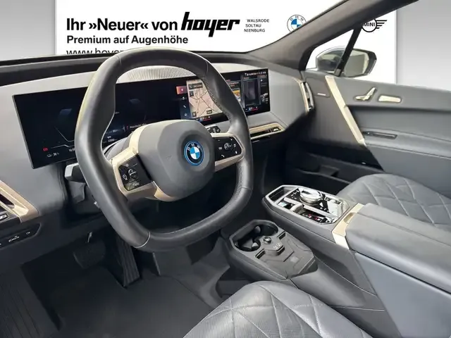BMW iX