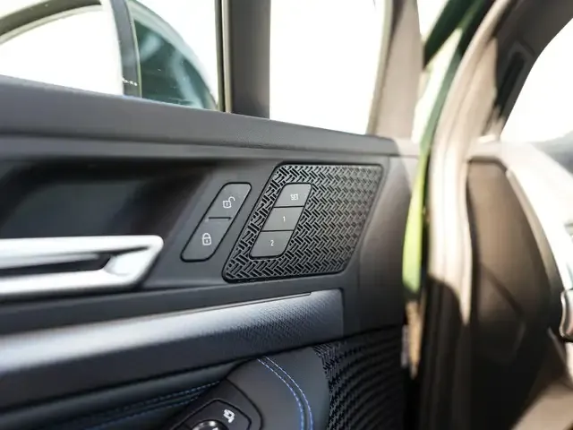 BMW 223