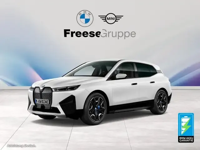BMW iX