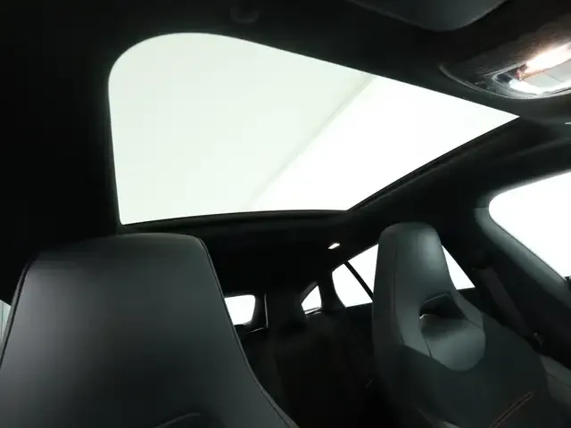 Mercedes-Benz CLA 220