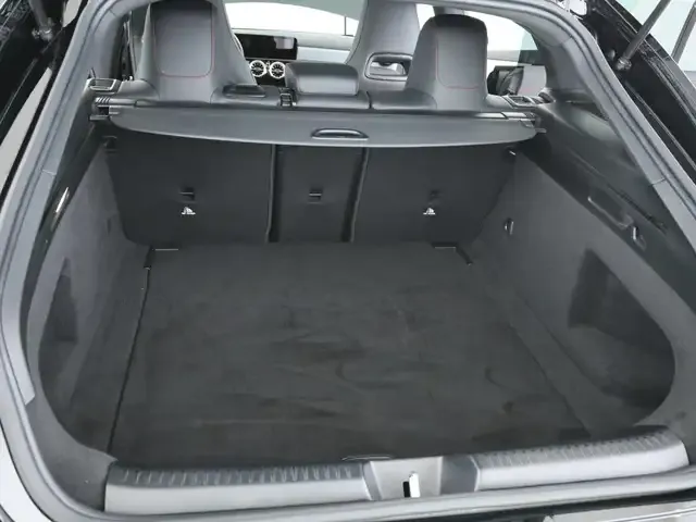 Mercedes-Benz CLA 220