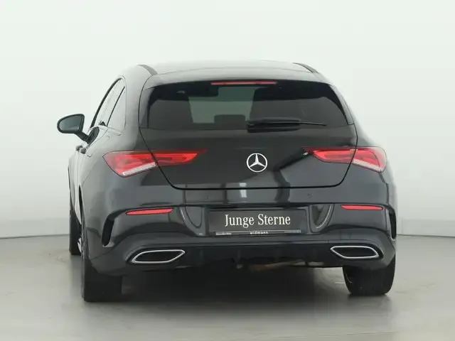 Mercedes-Benz CLA 220