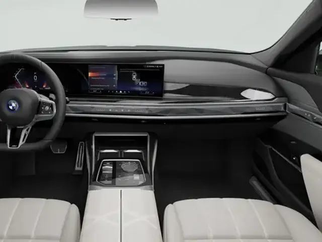 BMW 750