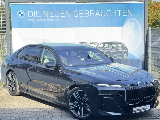 BMW 750