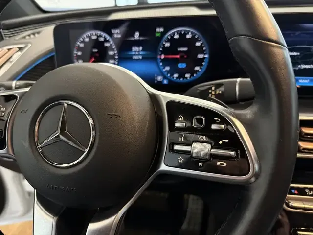 Mercedes-Benz EQC 400
