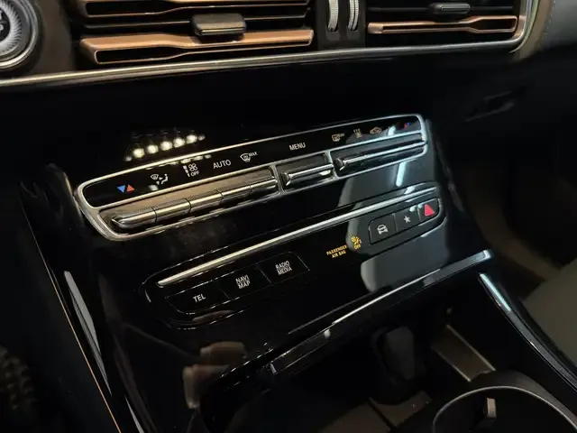 Mercedes-Benz EQC 400