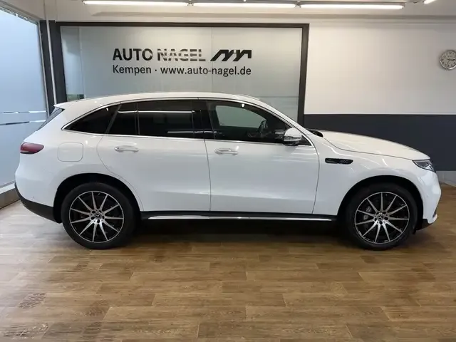 Mercedes-Benz EQC 400