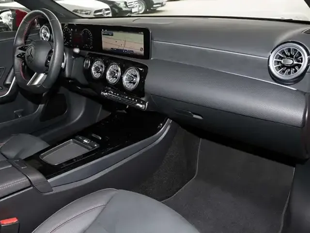 Mercedes-Benz A 250