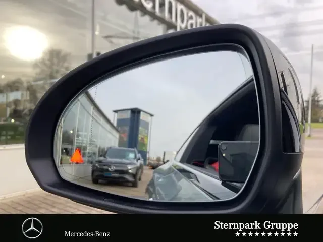 Mercedes-Benz CLE 200