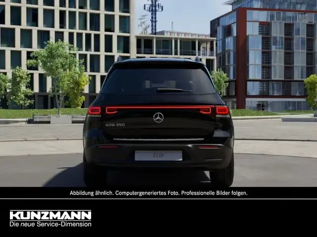 Mercedes-Benz EQB 250