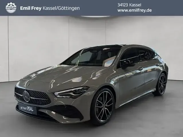Mercedes-Benz CLA 180