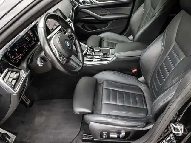 BMW 440