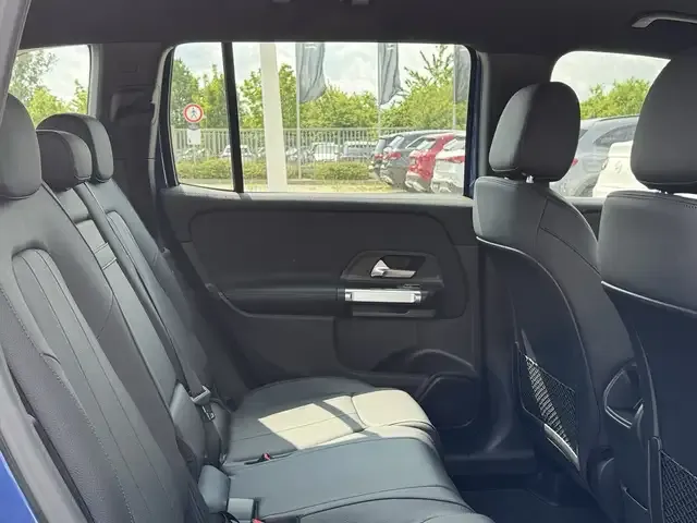 Mercedes-Benz GLB 200