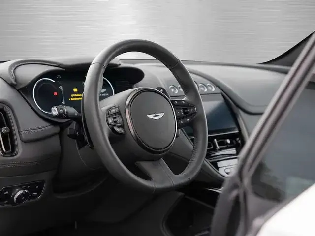 Aston Martin DBX