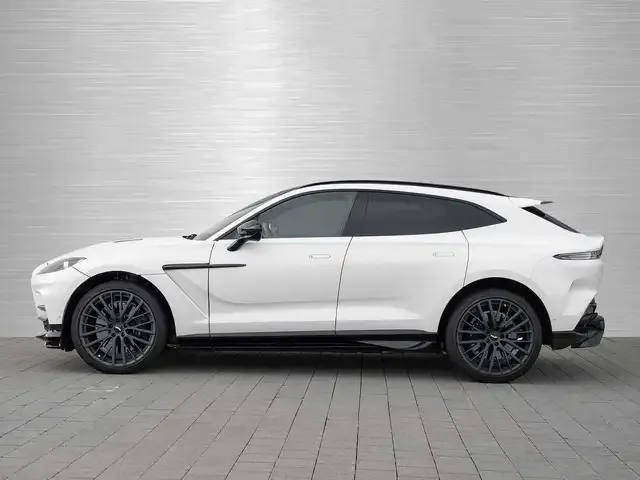 Aston Martin DBX
