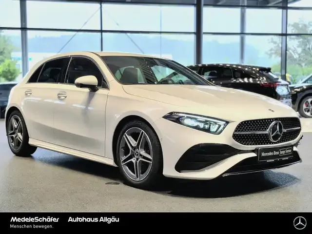 Mercedes-Benz A 220