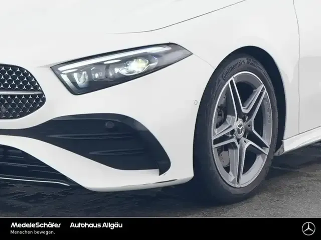 Mercedes-Benz A 220