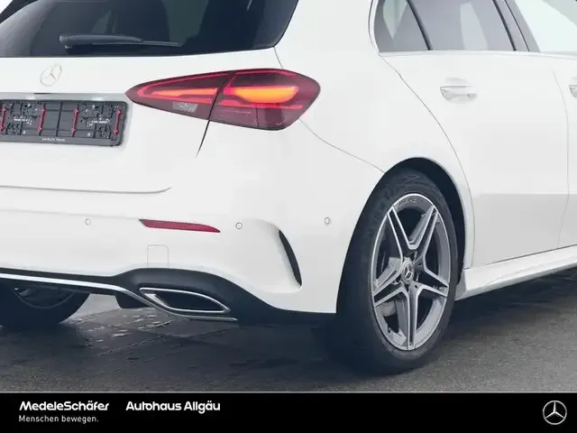 Mercedes-Benz A 220