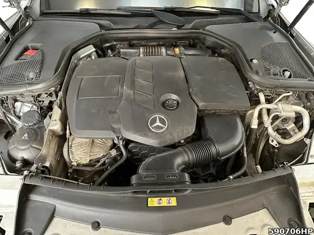 Mercedes-Benz E 200