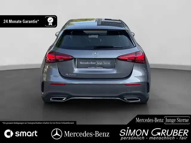 Mercedes-Benz A 200